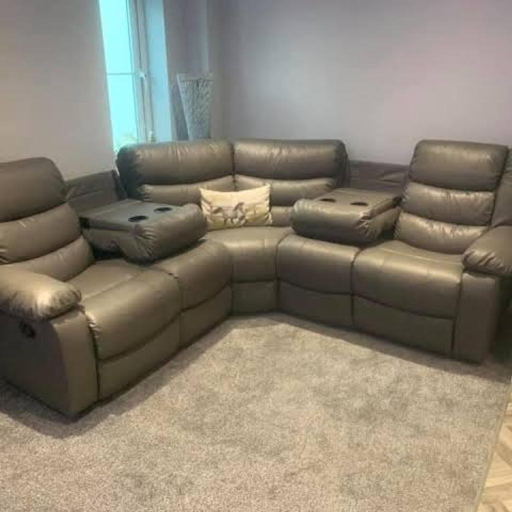 🎊Factory Outlet🎊
 Watsapp For Order: +447458693113
Available In:-
🛒 Corner Sofa
🛒 Three seater
🛒 Two seater
🛒 Single Swivel Chair
🛒 Foot Stool

🔰OUR PRODUCTS 🔰
🛍️SOFAS
🛍️BEDS
🛍️WARDROBES

🔰SOFA COLLECTION🔰
1) U Shape Sofa
2) Corner Sofa
3) 3+2 Sofa Set
4) Sofa Beds
5) Leather Recliners
6) Fabric Recliners
7) Leather Sofa
More Colours and Variations are Available
 📌Delivery at your door step📌
 FAST DELIVERY🎯
 CASH on Delivery💰
📝Note:
We are the manufacturers so you will get the cheapest price and premium quality here.
For More Info DM us.