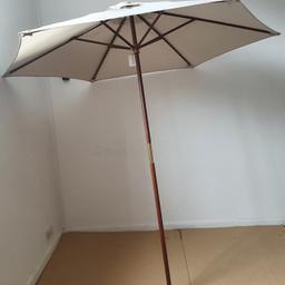 🔹️2m water repellent garden parasol-cream

🔹️Ex display

🔹️Size H208, W195cm

🔹️Parasol diameter 200cm

🔹️Pole diameter 2.9cm

🔹️Adjustable height