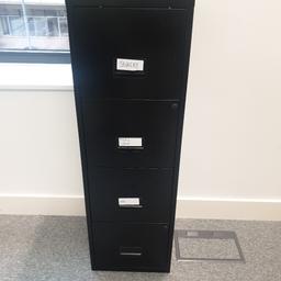 4-drawer filling cabinet in great condition. comes with keys to lock drawers.
40cm x 40cm x 125cm