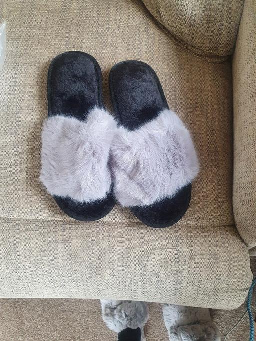 Buy & Sell West Midlands Sandwell - Photos for brand new slippers