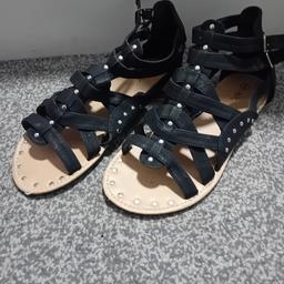 Black Sandals
Size 5 
Good but worn condition 
Tried to show marks in pics.