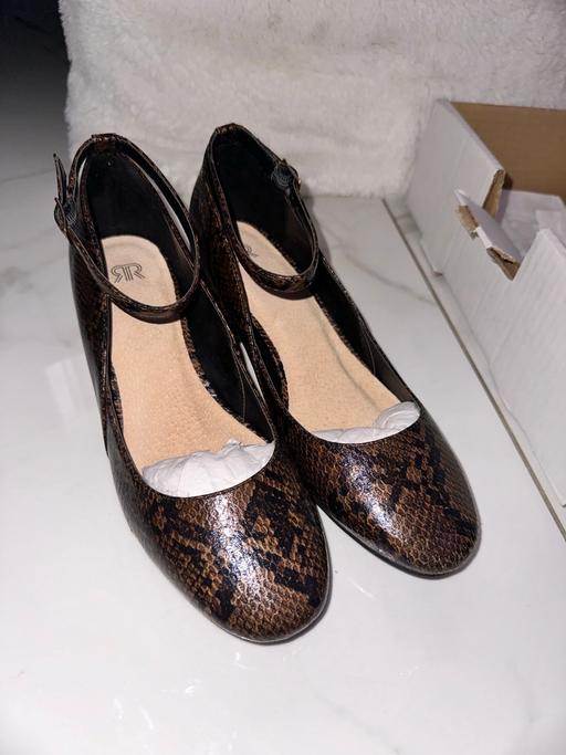 Buy & Sell Hampshire Gosport - Photos for SR SNAKESKIN PRINT BALLET PUMP