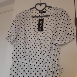 BooHoo long spotty wrap-dress. Lovely floor length summer dress. Size 18. Collection only smoke free home!