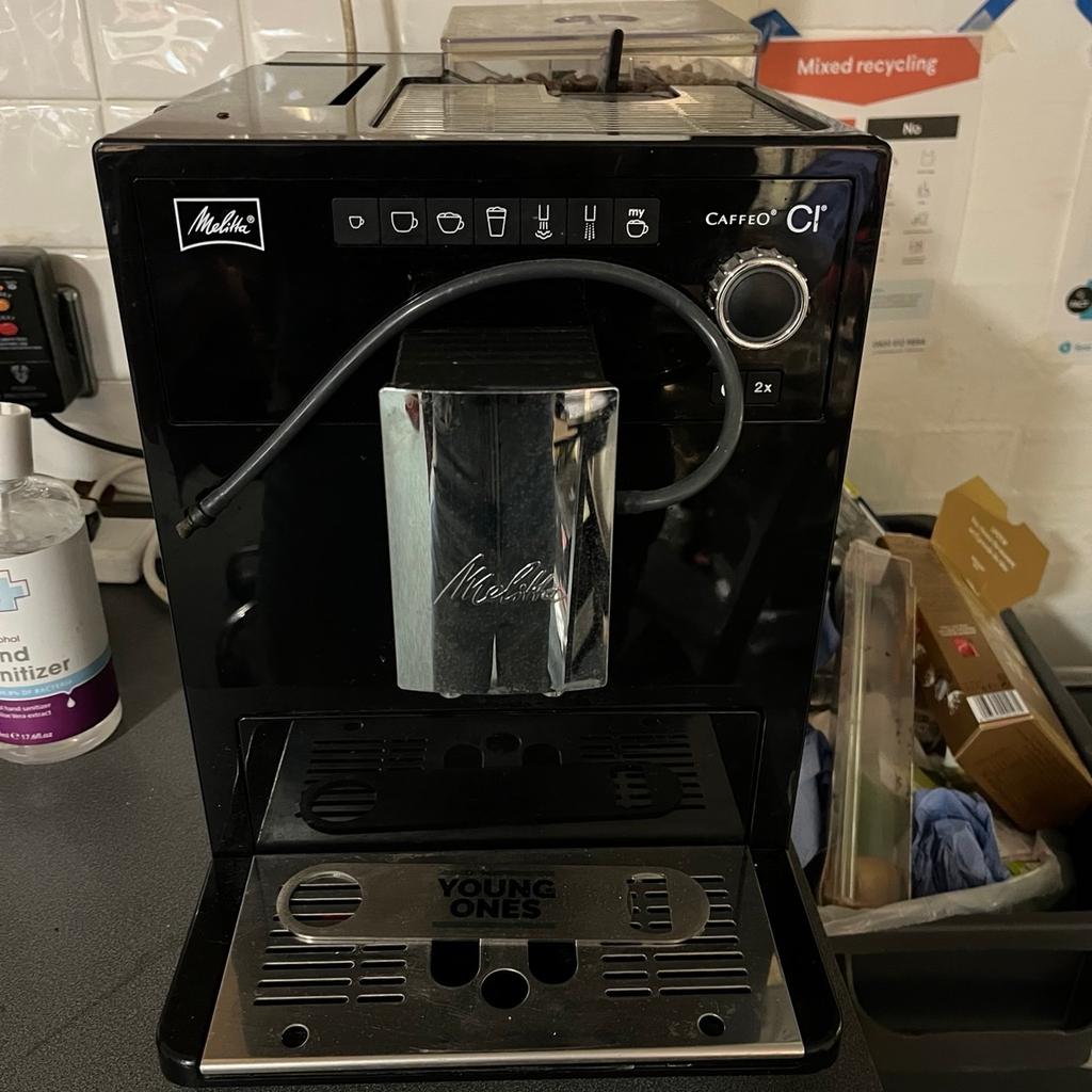 Working caffeo CI automatic bean-to-cup coffee machine RRP £550

Collection from Lower Marsh (Waterloo/lambeth north)


