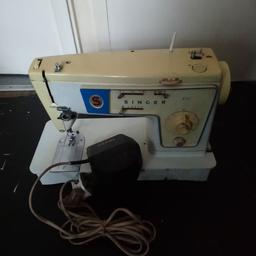 Old sewing machine still in good working condition In motor 76W
And light 20W