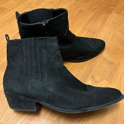 Black Suedette Cowboy Inspired Boots Size 8