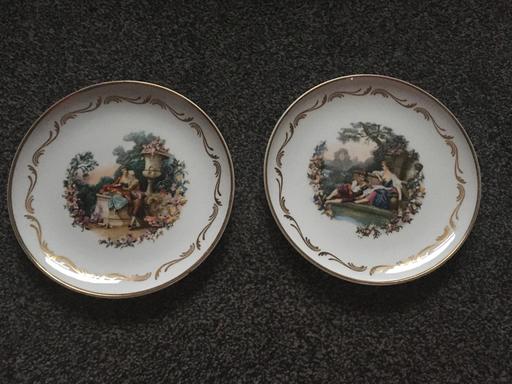 Buy & Sell Leicestershire Blaby - Photos for Two vintage plates