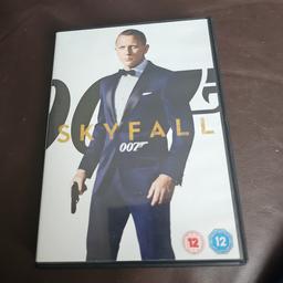 James bond dvd skyfall starring Daniel Craig 
dvds in good condition used
any discs that are 15p each are also mix and match at 10 for £1
please look at my other items for sale as have a wide variety of dvds and games for sale
sorry but I do not accept PayPal or shpock wallet as payment and unfortunately I do not post due to working hours
collection only
