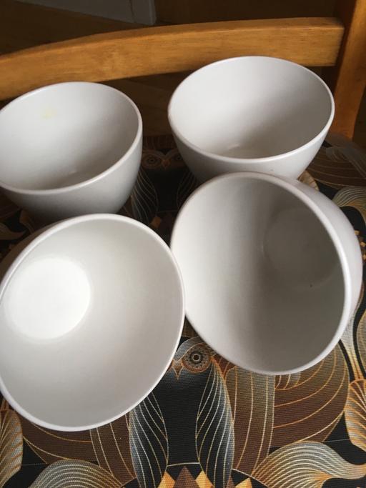 Buy & Sell Brockmoor Dudley - Photos for Four white bowls excellent condition