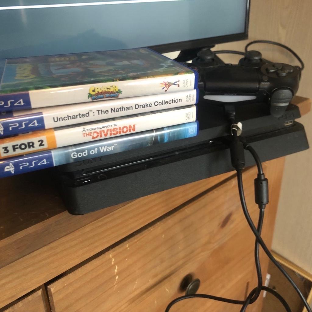 Ps4 slim for sale works perfectly and comes with the original box.( box is slightly ripped in places but nothing major). Comes with 6 games and a controller.

I have wiped the ps4 for new owner as seen in pics.

Crash bandicoot
Uncharted 1,2,3
The division
God of war