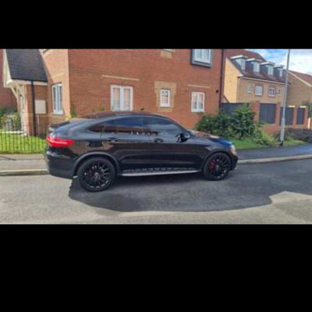 Mercedes glc 220d coupe 2.1 amg line 75000miles 2 owners self park pan roof collision assist sat nav full electric black heated leather seat 25000ono
