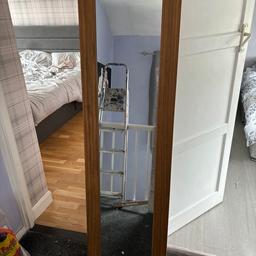 Freestanding mirror , around 5ft high
Redecorated and no longer required
Collection only