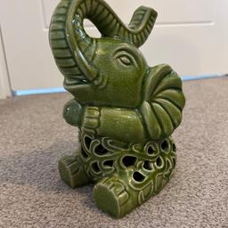 Stylish elephant ornament
Green
Quite heavy