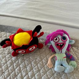 Moshi Monsters
Zommer & Diavlo 4+
Press the middle to hear the Moshi talk
Tags have been removed otherwise these talking soft toys are like brand new!!

But with confidence from very clean, pet & smoke free home!