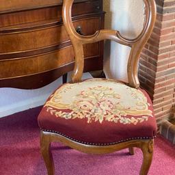 antique balloon back chair With Needlepoint Sprung Seat Office/bedroom
This is a lovely accent chair, 
In very good antique condition
Very comfortable
Ideal bedroom , office chair etc
I also have a set of dining chairs to match
Viewing welcome