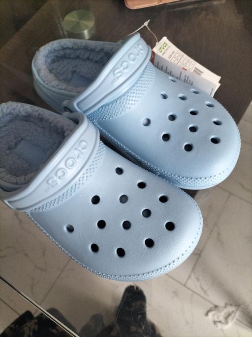 Buy & Sell North London Highbury - North London - Photos for Crocs shoes size m3w4
