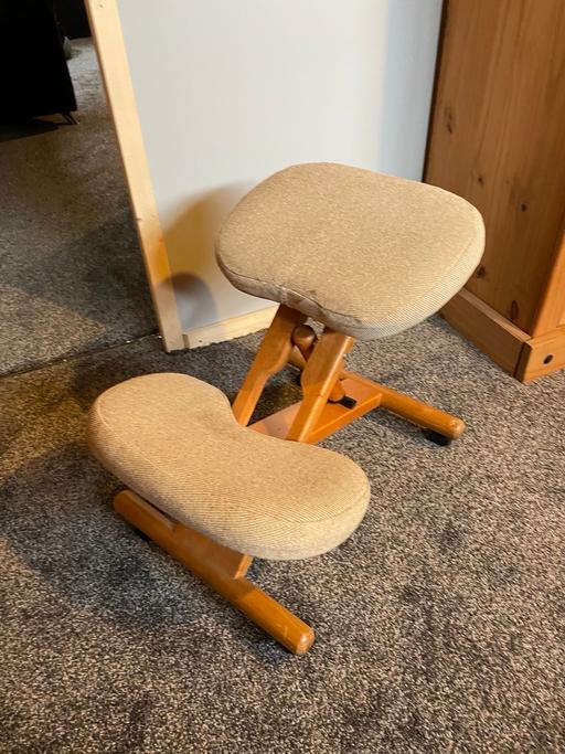 Buy & Sell Hertfordshire North Hertfordshire - Photos for Kneeling posture chair