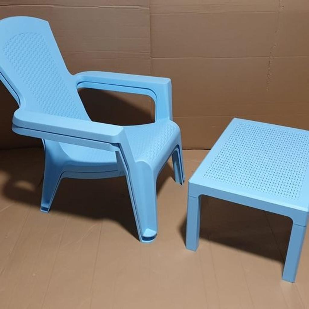 Baltimore 2 Seater Bistro Set - Light Blue

💥New/other💥See pictures

Rattan effect table top
Rattan effect garden table
Table size: H37, W48, L70cm
Seat height 36cm
Frame made from plastic
Chair seat and back made from plastic
Stackable chairs
Size H88, W73, D80cm
110kg maximum user weight per chair

💥Check our other items💥