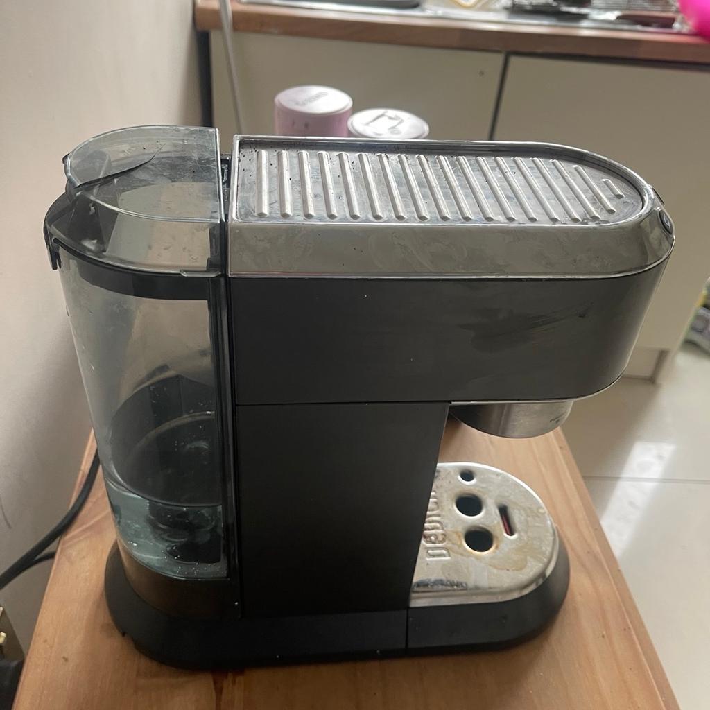 De'Longhi Dedica Style, Traditional Pump Espresso Machine, Coffee and Cappuccino Maker, EC685M, Silver

Bought for £229 on Amazon.

Small crack on water reservoir but still fully functioning