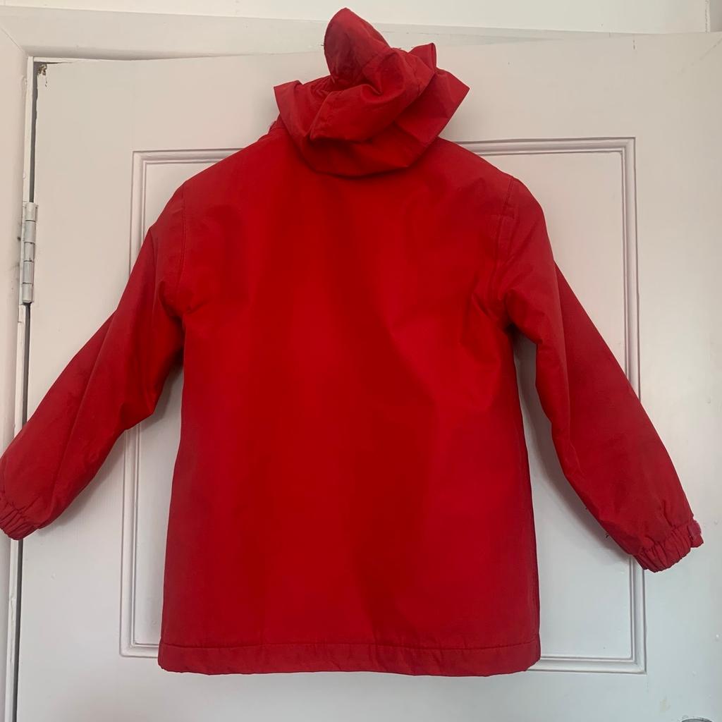 Regatta Red Kids Waterproof Jacket with Hood Age 3-4 - used condition no longer fits.

Smoke and pet free home.

Postage or collection Woodford, IG8

Lots of clothes this size for sale please see my other listings or welcome to look when you collect.