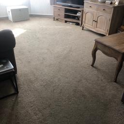 Still in good condition but due to our cat scratching the carpet it has bits sticking out which can be snipped off using scissors.
The colour of carpet is more like mocha than brown.

It’s from a big living room. It will be a huge roll. The buyer needs to take off the carpet themselves.

Collection only
