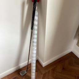 Practice your chipping without having to bend down to pick up the balls!
A Clikka tube in good condition filled with 21 decent golf balls. Comes with a Petron 60 degree Lob Wedge