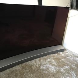 This a Samsung HW-MS6501 curved all in one sound bar has nine built in speakers, creating impressive audio to enhance movies, TV and music.
Use the HDMI and optical ports for wired connections and wireless sync the sound bar and your compatible Samsung TV to remove clutter of extra cables.
Great condition 
Pick up only.