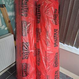 carpet underlay.  2 rolls.  one is SLIGHTLY damaged.  collection only Burscough.