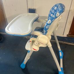 Chicco adjustable High Chair in good condition. This is a very sturdy and durable high chair 