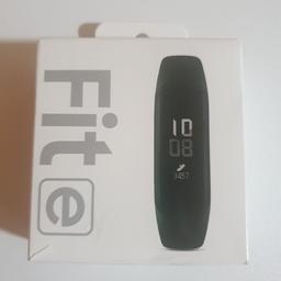 Samsung Galaxy Fit E Smart Watch - Black

🔶ExDisplay🔶

Connectivity
Tizen operating system.
Bluetooth 5 connection.
Display information

18.79mm LED screen.
Touchscreen.
Battery

70mAh battery capacity.
3 hour charge.
Physical specification

Size: one size.
Watch size H40.2, W16, D10.9mm.
Strap size L235, W16.2, T4.5mm.
Strap can be removed and replaced.
Weight 7.6g.
Features

Water resistant.
Swimproof.
Dust resistant.
Scratch resistant.
Displays weather.
Heart rate monitor.
Pedometer.
Accelerometer.
Calories.
Sleep.

🔶 Check our other items🔶