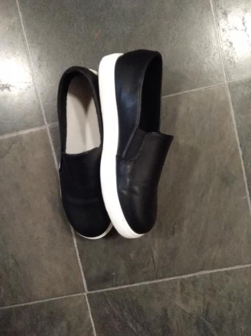 Buy & Sell Greater Manchester Rochdale - Photos for Black flat shoes small 6