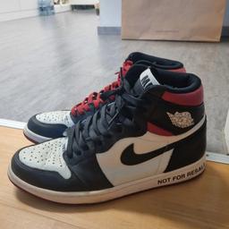 Verkaufe den limitierten Nike Air Jordan 1er
Karton und Rechnung vorhanden
Mehr Fotos auf Anfrage