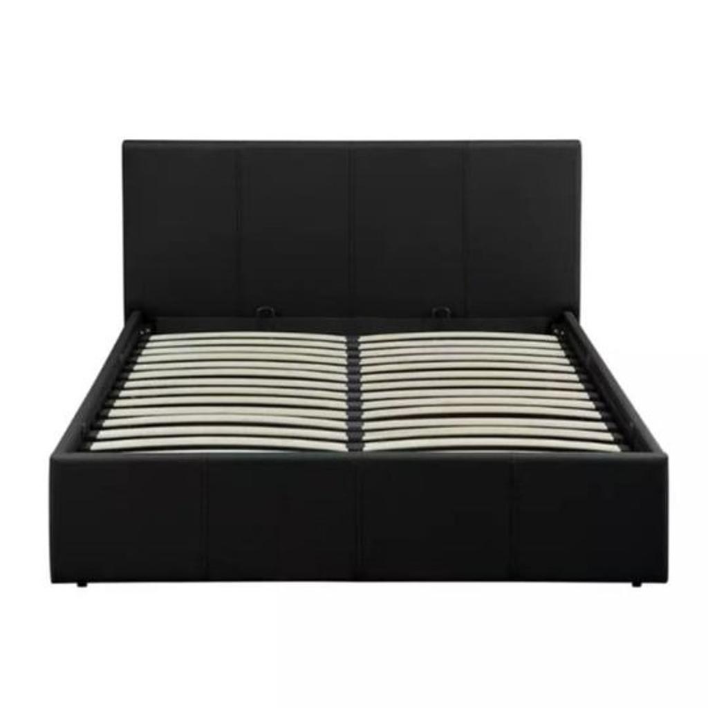 Habitat Lavendon King size End Opening Ottoman Bed Frame-Black

Mattress not included

💥ExDisplay. Flat packed in the box💥Item is in very good overall condition item that may have small cosmetic defects as marks, scratches classified as reopen and repacked in box

Faux leather frame
Base with sprung wooden slats
End lift
Ottoman: end opening
Storage capacity: 680 litres
Size W164.5, L211, H87cm
Height to top of siderail 28.5cm
3cm clearance between floor and underside of bed
Weight 48.5kg
Maximum user weight 210kg

💥Check our other items💥