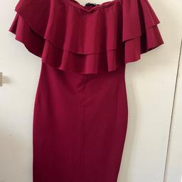 Beautiful burgundy quiz dress , perfect for party or evening out
Collection and post are available
Collection from sw16 5ub