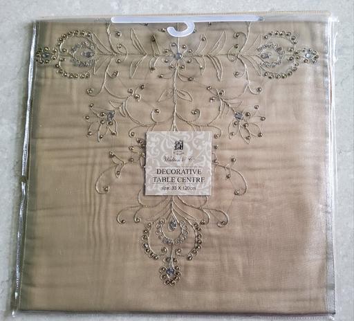 Buy & Sell Cheshire West and Chester Winsford - Cheshire West and Chester - Photos for Gold beaded embroidered table runner cloth