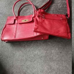 4x beautiful ladies handbags 2x red 2x black , excellent condition from pet and smoke free home dy6