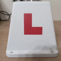 Roof mount magnetic learner sign ideal if your teaching a family member to drive.
Any questions please message me.
Cash on collection only from close to junction 11 of the M1. Opposite the Luton and Dunstable hospital entrance