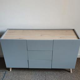 ▪️Habitat Skandi 2 door 3 drawer sideboard
▪️Ex display
▪️Size H 71.5, W 120, D41.8cm