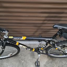 Schwarz/gelbes 26“ Bike, Verkauf nur bei Abholung, kein Versand