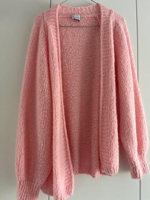 Buy & Sell South East London Kidbrooke - South East London - Photos for Chunky Pink Cardigan