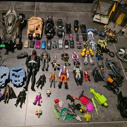 Grosses Batman Konvolut

21 Fahrzeuge
26 Figuren
1 Schleich Batman Figur

Kein Einzelverkauf
Versandkosten trägt der Käufer.
Keine Garantie, Rücknahme und Gewährleistung.
Hab noch andere Anzeigen.