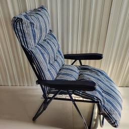 🔹️Garden recliner chair 

🔹️Ex display

🔹️Multi-position back rest

🔹️Folds for storage 

🔹️Size H100, W60, D75cm
