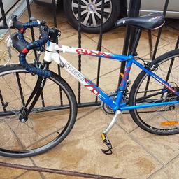 Racer/road bike in vgc, suit teenager or small adult comes with 15 gears, 15 inch frame 24 inch wheels,good tyres everything works as it should,£45 could deliver upto 20 miles for cost of fuel.