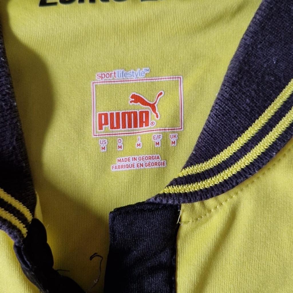 Verkaufe Trikot BVB Dortmund
ohne Beflockung
Größe: M
selten getragen, sehr gepflegten Zustand