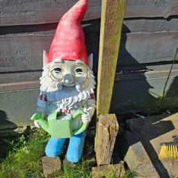lovely garden ornament need to downsize so selling....puo...m45