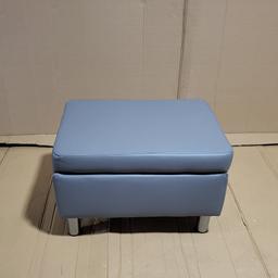 Moda Faux Leather Storage Footstool - Grey

💥ExDisplay. Assembled💥Small defect. See pictures

PVC.
Made from 100% faux leather.
Metal feet.
with foam filling
Size H41.5, W64.5, D49cm.
Internal storage compartment H15, W52, D40cm.
Storage capacity: 35 litres.
Weight 11kg.
Wipe clean or lightly vacuum.
Removable lid

💥Check our other items💥