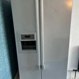 Hotpoint American fridge freezer
Spares or repairs can be fixed easily was told less than £100 to fix I just bought a new one it’s in good condition inside just has a small problem with the circuit board turns on the cuts out collection only