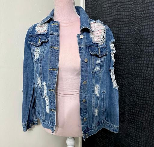 Buy & Sell South West London Earlsfield - South West London - Photos for Distressed denim jacket