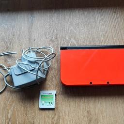 Verkaufe einen Nintendo New 3DS XL in orange schwarz

Die Konsole hat außen Gebrauchsspuren aber funktioniert einwandfrei

Mit dabei ein originales Ladekabel sowie das Spiel Gestüht 3DS (Pferdespiel)
leider kein Stift mehr vorhanden 

Da es ein Privatverkauf ist gibt es keine Garantie sowie Rücknahme