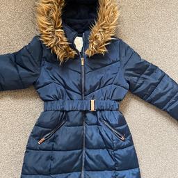 Size 10 coat for girls
Worn but in great condition